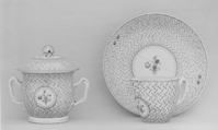 Sugar bowl (part of a service), Hard-paste porcelain, Chinese, probably for American market