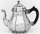 Teapot, Jean-Martin Winoc Du Moulin (1727–1766, master ca. 1750), Silver, wood, French, Bergues (Lille Mint)