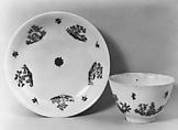 Teabowl and saucer, Meissen Manufactory German, Hard-paste porcelain, German, Meissen with French, Paris decoration