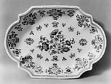 Platter, Olérys Factory French, Faience (tin-glazed earthenware), French, Moustiers