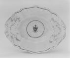 Sauceboat with cover and tray, Hard-paste porcelain, Chinese, for Scottish market