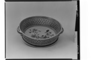 Basket, Hard-paste porcelain, Chinese, for European market