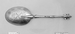 Shield-top spoon, Silver gilt, probably Dutch
