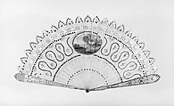 Fan, Horn, paint, gilt, steel, metal, parchment, glass, French