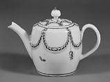 Miniature teapot (part of a service), Caughley Factory (British, ca. 1772–1799), Soft-paste porcelain with enamel decoration and gilding, British, Caughley