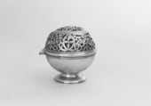 Sponge box, D.M. (unidentified), Silver, probably Irish