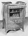 Bombé-sided commode (table de chevet), Tulipwood, purplewood, kingwood, marble, gilt bronze, French