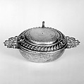 Écuelle with cover, Esaias Busch III  German, Silver, German, Augsburg