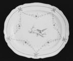 Platters (3), Hard-paste porcelain, Chinese, for European market
