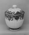 Jar with cover, Hard-paste porcelain, Continental European