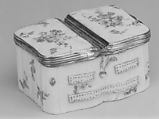 Snuffbox, Mennecy, Soft-paste porcelain, silver, French, Mennecy