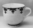 Cup, Saint-Cloud factory French, Soft-paste porcelain, French, Saint-Cloud