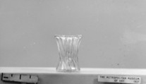 Miniature beaker, Glass, German