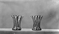 Miniature beaker, Glass, German