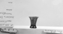 Miniature beaker, Glass, German