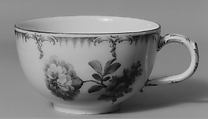 Cup, Royal Porcelain Manufactory, Berlin  German, Hard-paste porcelain, German, Berlin