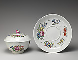 Bowl with cover and stand, Worcester factory British, Soft-paste porcelain, British, Worcester