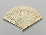 Brisé Fan, with Figures and Pavilions in a Landscape, Ivory, Chinese, for the European Market