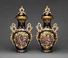 Vase (one of a pair), Chelsea Porcelain Manufactory (British, 1744–1784), Soft-paste porcelain decorated in polychrome enamels, gold, British, Chelsea