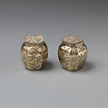 Pair of pomade pots (part of a toilet service), Probably by Thomas Jenkins (active 1668–1708), Silver gilt, British, London