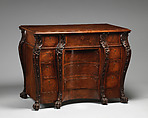 Bureau table (desk), Mahogany and mahogany veneer, British