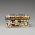 Snuffbox with portrait of an unidentified woman, Copper, enamel, British, South Staffordshire