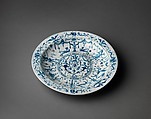 Dish, Medici Porcelain Manufactory (Italian, Florence, ca. 1575–ca. 1587), Soft-paste porcelain, Italian, Florence