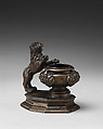 Inkwell with a rampant lion, Bronze, probably northern European