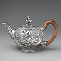 Teapot, Paul de Lamerie (British, 1688–1751, active 1712–51), Silver and wood, British, London