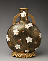 Moon flask with white flower motif on raised foot with flat handles, Worcester factory (British, 1751–2008), Bone china, British, Worcester