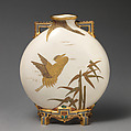Moon flask with white and gold crane, Worcester factory (British, 1751–2008), Bone china 