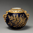 Orb vase with gold fern motif, Grainger (British, active late 18th century), Porcelain, British, Worcester