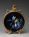 Moon flask with gold dragonfly motif, Worcester factory (British, 1751–2008), Porcelain, British, Worcester