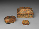 Box, Straw, cardboard, silk, paper lining, probably French