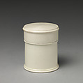 Egg beating box with lid, Creamware, British, Leeds, Yorkshire