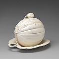 Tureen in shape of a melon with cover and attached stand, Leeds Pottery (British, Hunslet (Leeds), South Yorkshire, England, ca.1770-1881), Creamware (glazed earthenware), British, Leeds