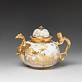 Teapot, Meissen Manufactory (German, 1710–present), Hard-paste porcelain, German, Meissen with Augsburg decoration