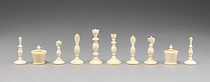 Chessmen (32), Ivory, British