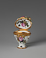 Scent bottle and box, Saint James&#39;s Factory (British, ca. 1748/49–1760), Soft-paste porcelain, British, London
