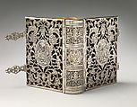 Book cover, Silver, lined with black velvet, containing a contemporary psalter, Dutch, possibly Amsterdam
