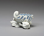 Sweetmeat dish (one of a pair), Bow Porcelain Factory (British, 1747–1776), Soft-paste porcelain, British, Bow, London