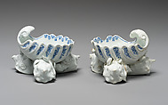 Sweetmeat dish (one of a pair), Bow Porcelain Factory (British, 1747–1776), Soft-paste porcelain, British, Bow, London