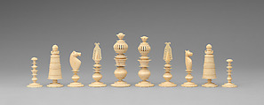 Chessmen (32), Ivory, Indian