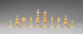 Chessmen (32), Ivory, British