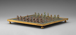 Chessmen (32) and board with box, Jade, brown onyx marble, bronze, mother-of-pearl, Indian