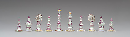 Chessmen (32), Hard-paste porcelain, German, Fürstenberg