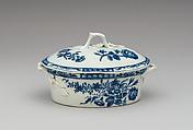 Butter dish with cover, Worcester factory (British, 1751–2008), Soft-paste porcelain, British, Worcester