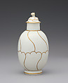 Tea caddy with cover (part of a service), Worcester factory British, Soft-paste porcelain, British, Worcester