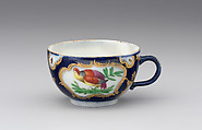 Cup and saucer in the style of Worcester, Probably by Edmé Samson (French, 1810–1891), Hard-paste porcelain, French, Paris