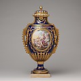 Vase (vase à panneaux or à perles), Sèvres Manufactory (French, 1740–present), Soft-paste porcelain, French, Sèvres